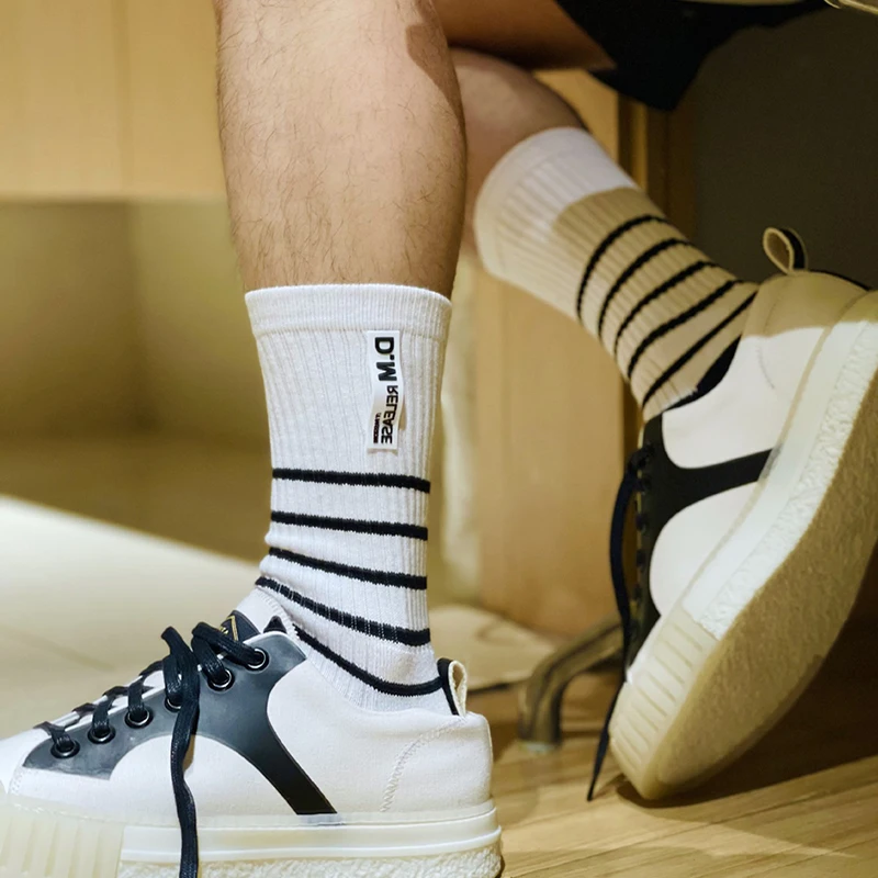 

Socks Men Calcetines Hombre Basketball Socks Stripe Sweat Middle Tube Meias Masculina Crew Street Casual Socks Sport Fashion