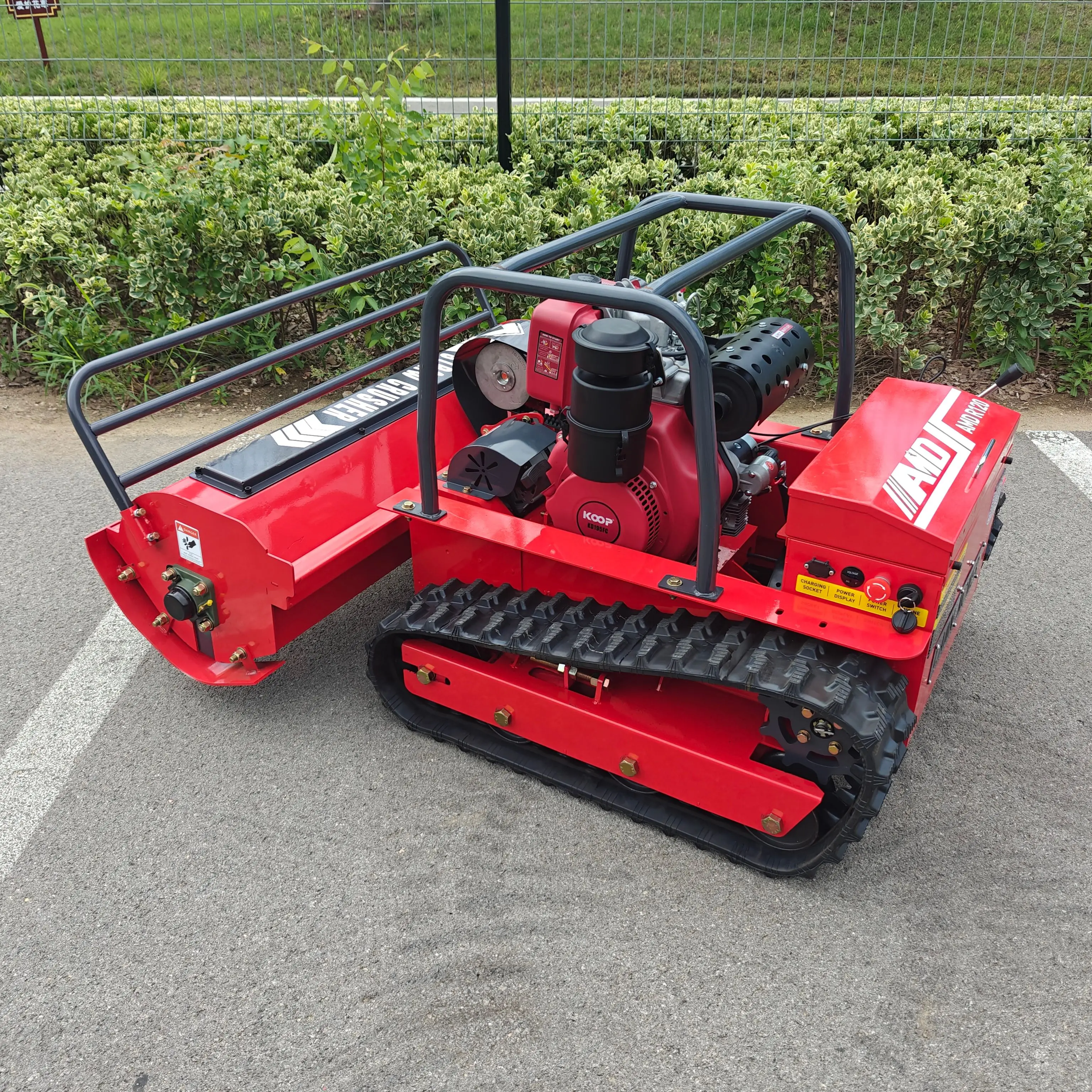 800/1000/1200mm motor remote-controlled lawnmowerprofessional robotic lawnmower suitable for agriculture and forestry.