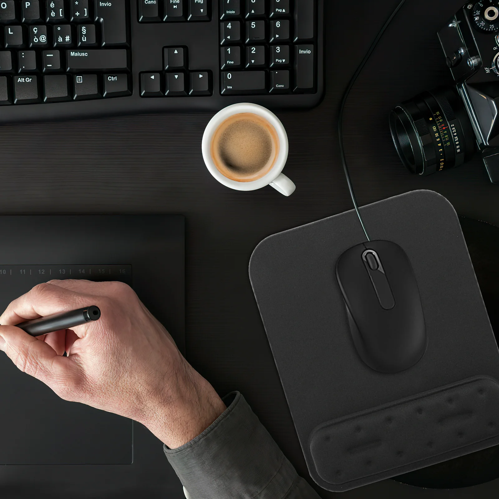 

Memory Foam Wrist Support Extra Large Gaming Mouse Pad Washable Non-Slip Surface For Office Home Desktop Ergonomic