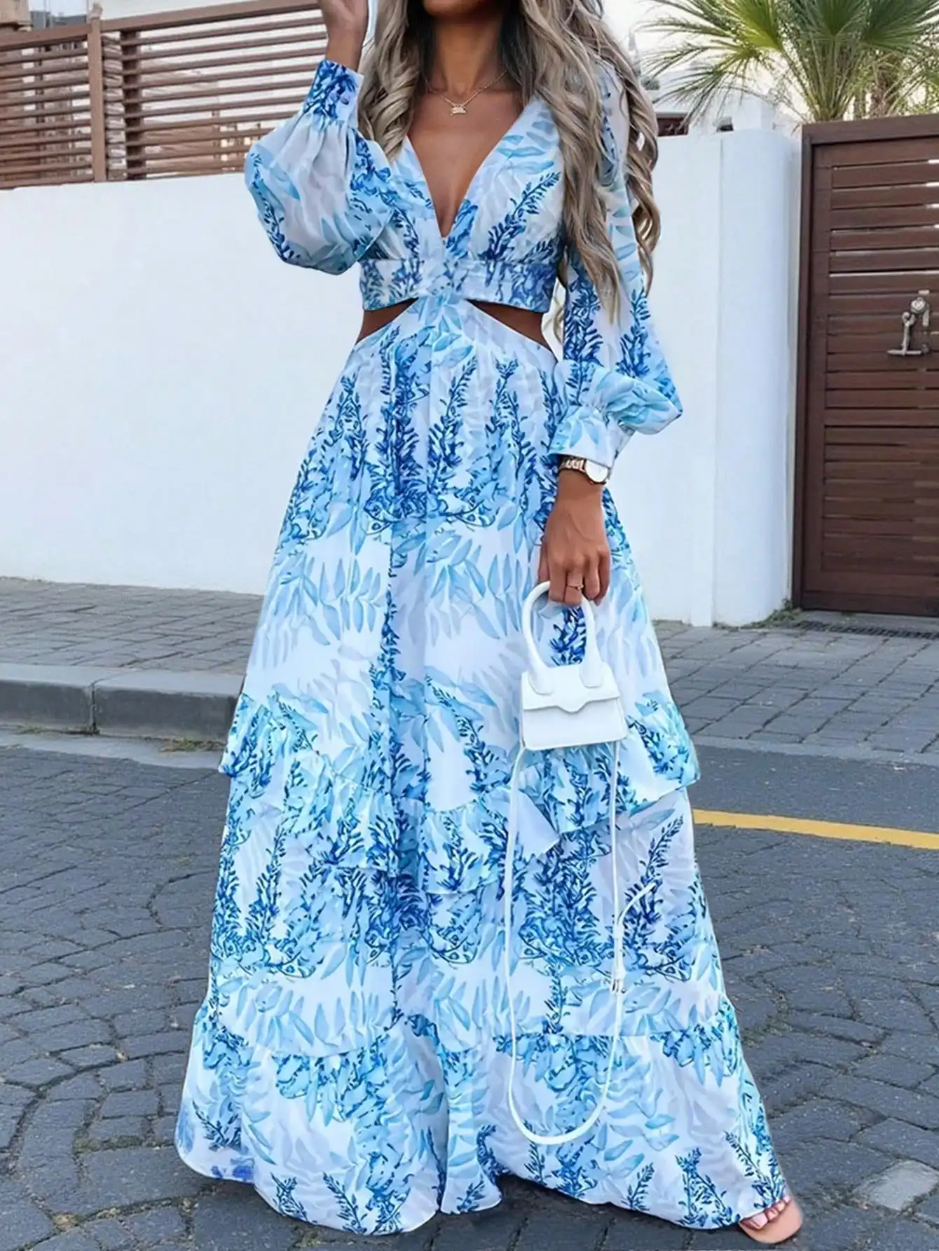 

Women's Blue Floral Print V-Neck Cut-Out Maxi Dress with Ruffled Layers