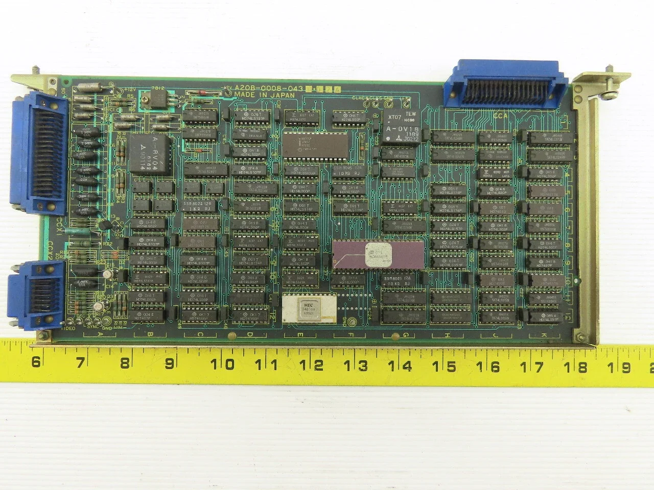 

A20B-0008-0430 Для Fanuc A20B-0008-0430 Б/У плата управления пресс-формами