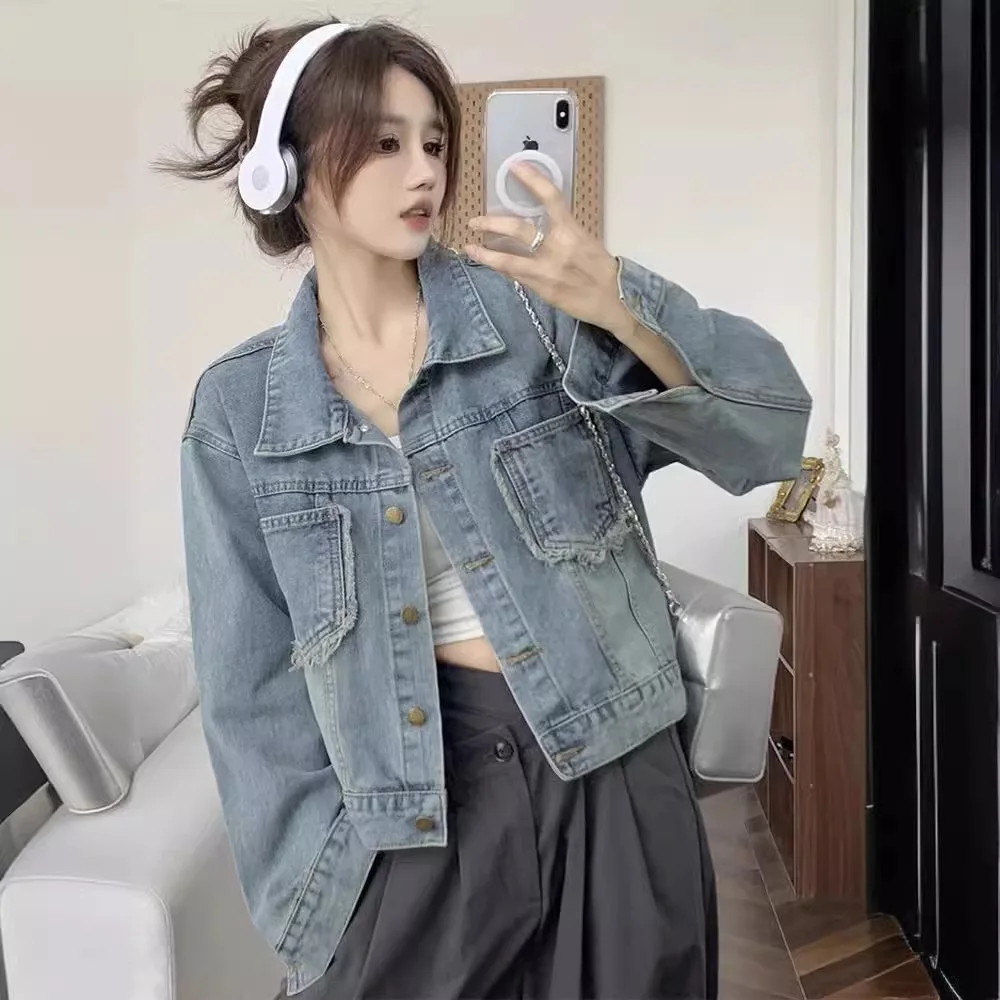 

Осень 2024, новая свободная джинсовая короткая куртка с грубыми краями, маленькая куртка с длинными рукавами в гонконгском стиле, топ, женский тренд