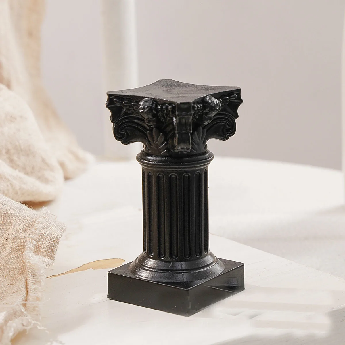 New Fashionable and Minimalist Roman Column Candlestick Home, Living Room, Desktop Decoration and Decorative Items