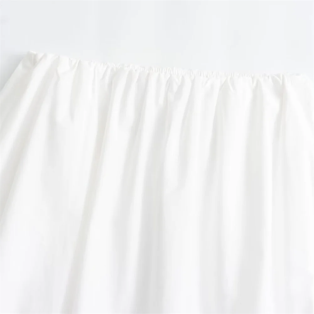 UNIZERA2024 Spring New Product Women\'s Simple and Versatile Loose Midi Skirt White Temperament Half Skirt Fluffy Skirt