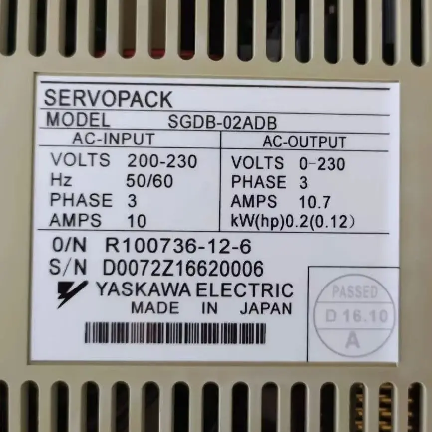 

SGDB-02ADB Brand new Servo Drive SGDB 02ADB Servo Drive，Fast shipping