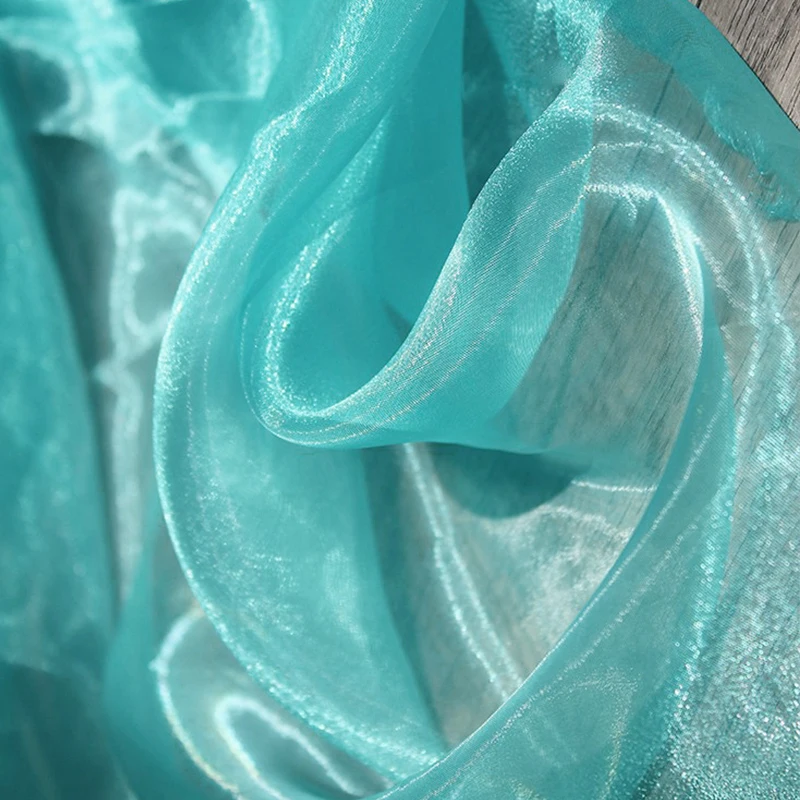 Tessuto da sposa di fascia alta con rete a bagliore d'acqua liquido in tulle di cristallo lucido, tende fai da te, tessuto di design