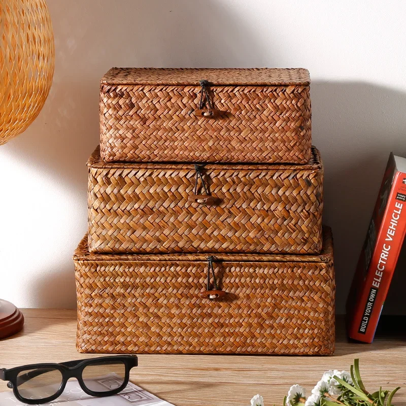 Seaweed Hand-Woven Storage Basket Sundries Organizer with Lid Cosmetic and Toy Basket Clothes Container for Home Storage