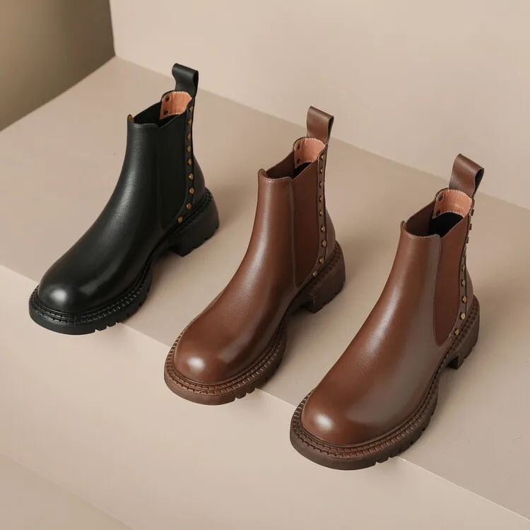 2023 New Thick soled Chelsea boot Women's Round Head Thick Heel Riveted Short Boots Vintage Martin Boots Cowhide Commuter Boots