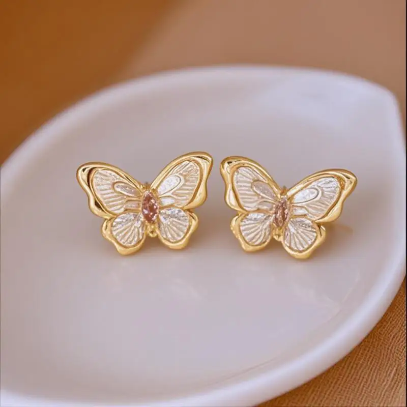 Fashion Zircon Butterfly Korean Ear Cuff Simple Elegant Versatile New Model Jewelry For Women Girl Accessories Minimalist Style