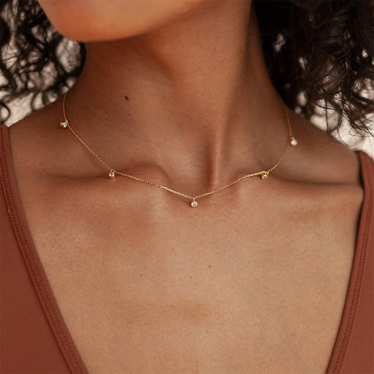 

Fashion zirconia pendant necklace, stainless steel plated with 18K real gold, women's elegant collarbone chain