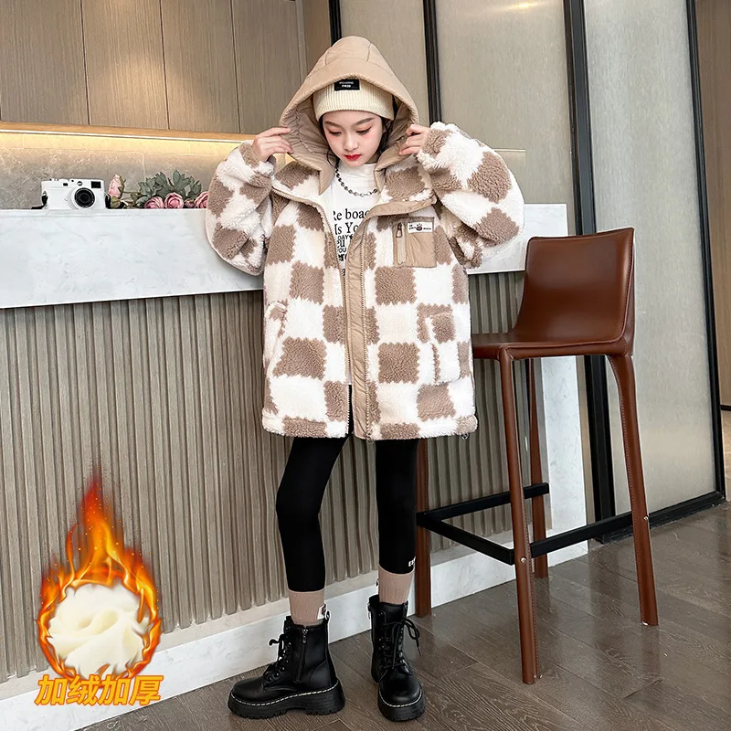 Girls Winter Woolen Sweater Beautiful Fashionable Plaid Coat Plushed and Thickened Super Warm Youth Girls Winter Woolen Coat