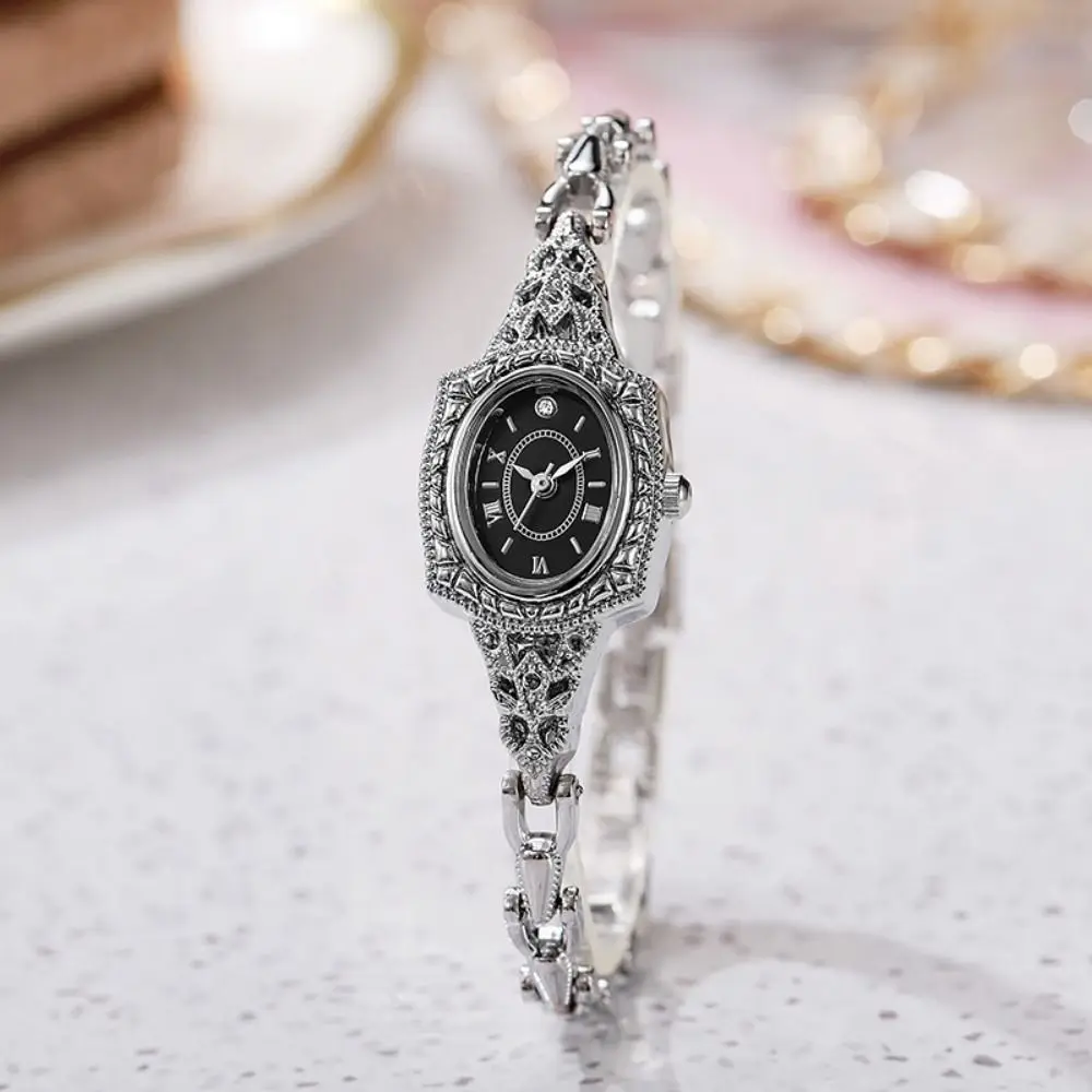 Minimalist Vintage Ladies Watch Luxury Exquisite Quartz Watch Elegant Small Dial Women's Watch Student