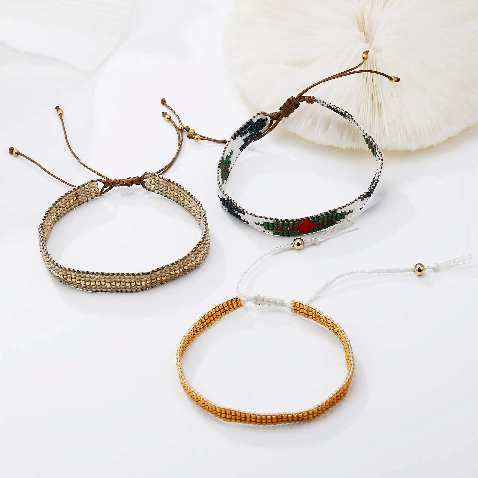 720 قطعة ميوكي الخرز الألوان المعدنية 2 مللي متر 10 جرام الزجاج الخرز DIY بها بنفسك صنع المجوهرات الحرفية قلادة سوار إكسسوارات الجملة حبة