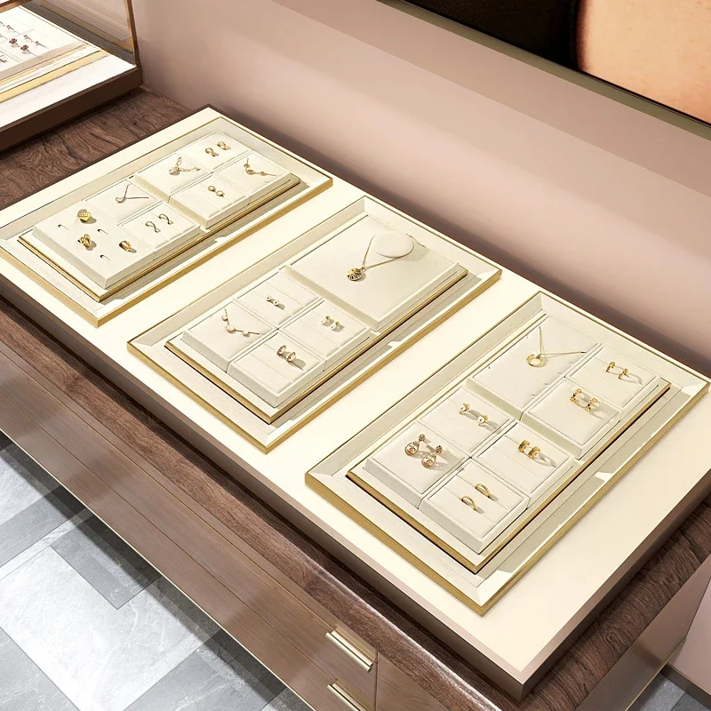 Light luxury jewelry display props, high-end metal microfiber necklaces, ring counters, jewelry display racks