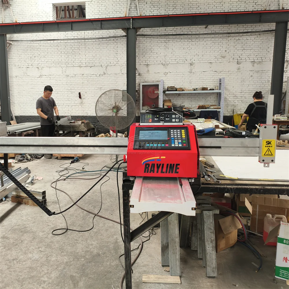 

Robotec Mini Portable CNC Plasma Cutter Machine Effective 1500*3000MM CE Flame Cutting Machine For Metal Carbon Steel Aluminium
