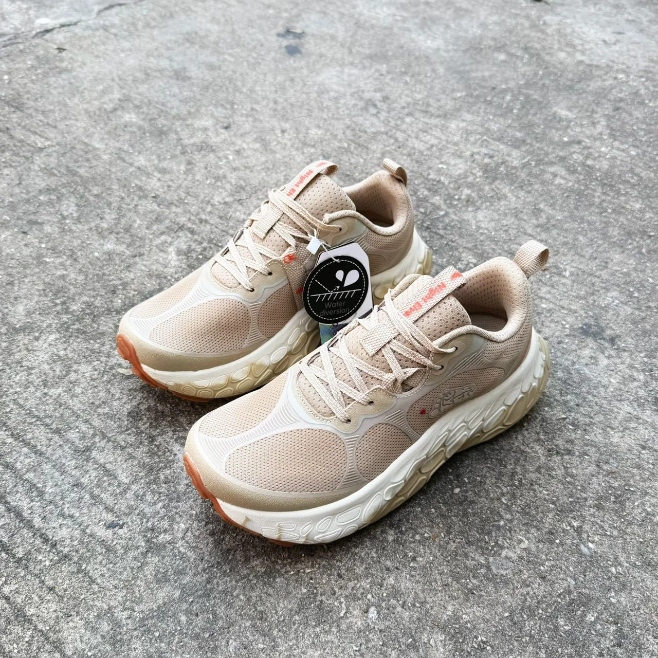 New 2025 Hot Sale Breathable Lightweight Outdoor Casual Wearable Walking Shoes Walking Shoes Fitness Shoes Very Good