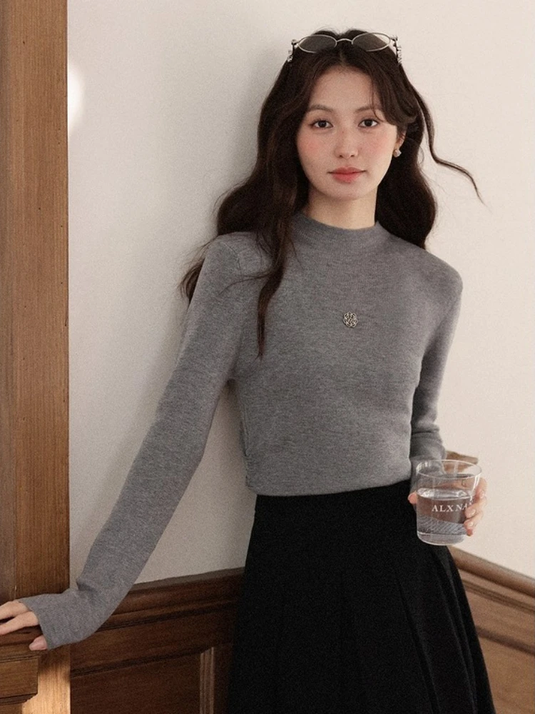 

ALXNAN Gray Knitted Sweaters Autumn Round Neck Long Sleeve Women's Pullovers New Versatile Commuting Layering Knitwears L58207-1