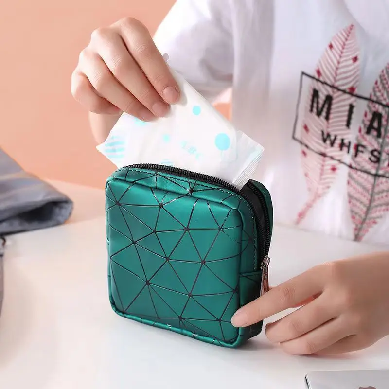 Portable Rhombus Pattern Sanitary Pad Bags Napkin Storage Organizer Women Pad Pouch Bags Portable Makeup Bags