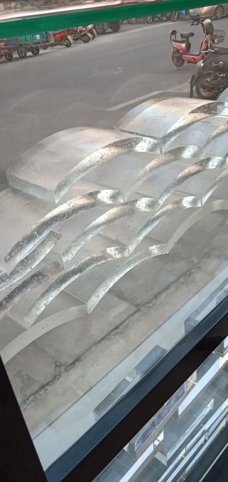 KTV Crystal Decoration Material, Colored Crystal Glass Brick, Clubhouse Decoration Crystal, Bubble Square