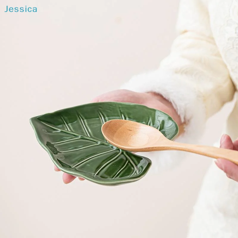 ♥Cute Leaf Shaped Spoon Rest - Green Ceramic Utensil Holder for Kitchen Counter & Dining Table (Matte Finish)