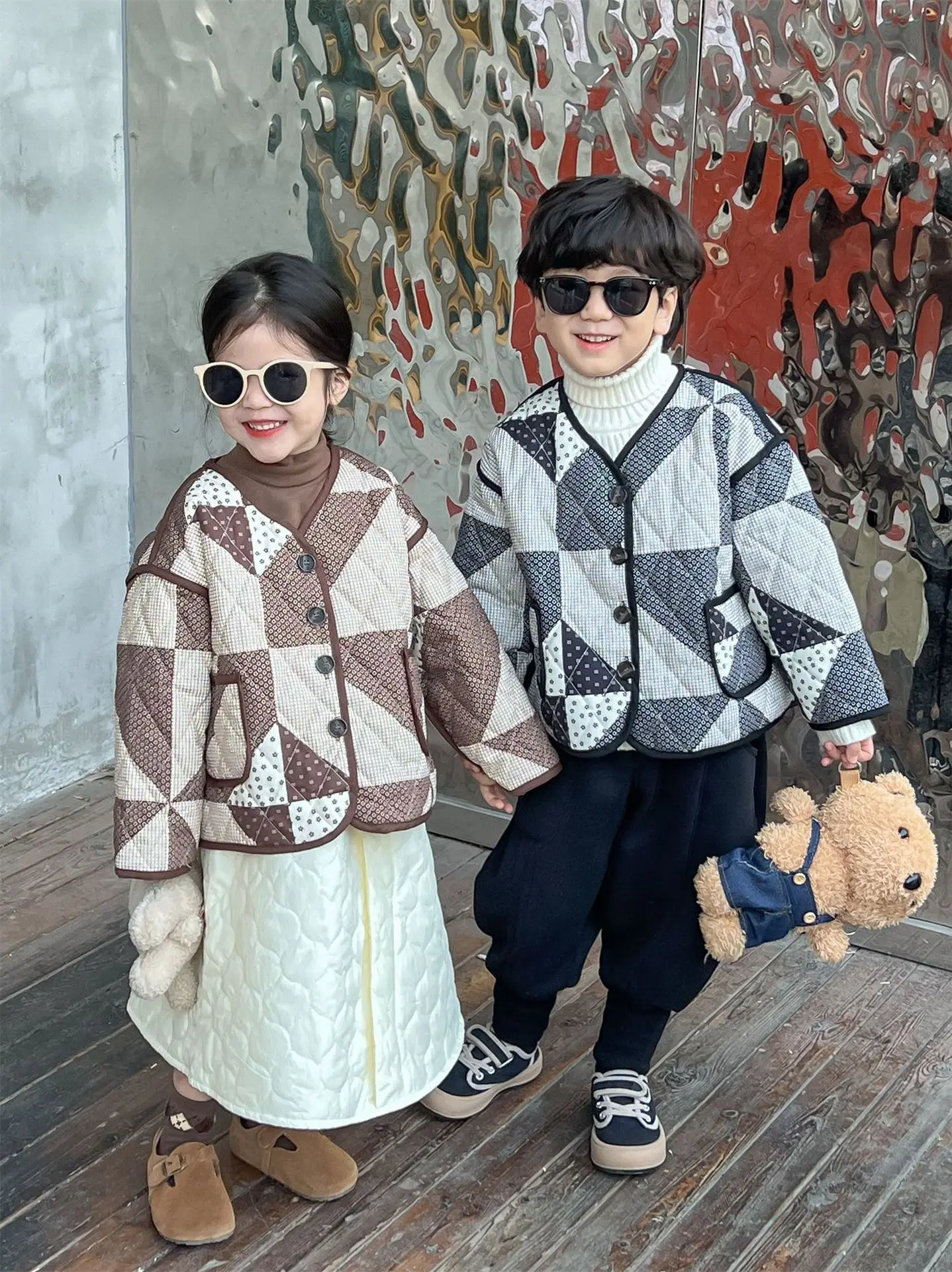 

Kid Coat Children Clothing 2023 Winter Korean Style Girls Cardigan Round Neck Wrap Cotton Jacket Kid Brother and Sister Coat