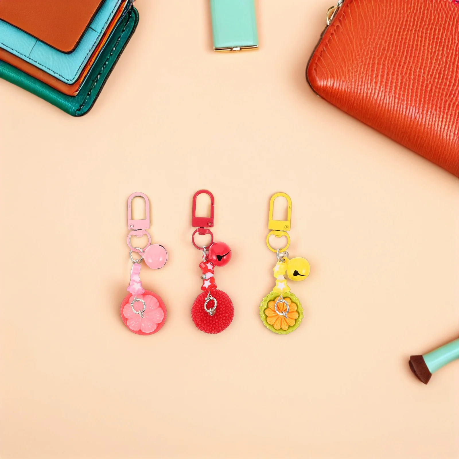 

10 шт., подвеска для телефона с фруктами, милый кавайный 3D фруктовый дизайн, брелок-колокольчик, ремешок для мобильного телефона, сумка, орнамент, декоративный аксессуар