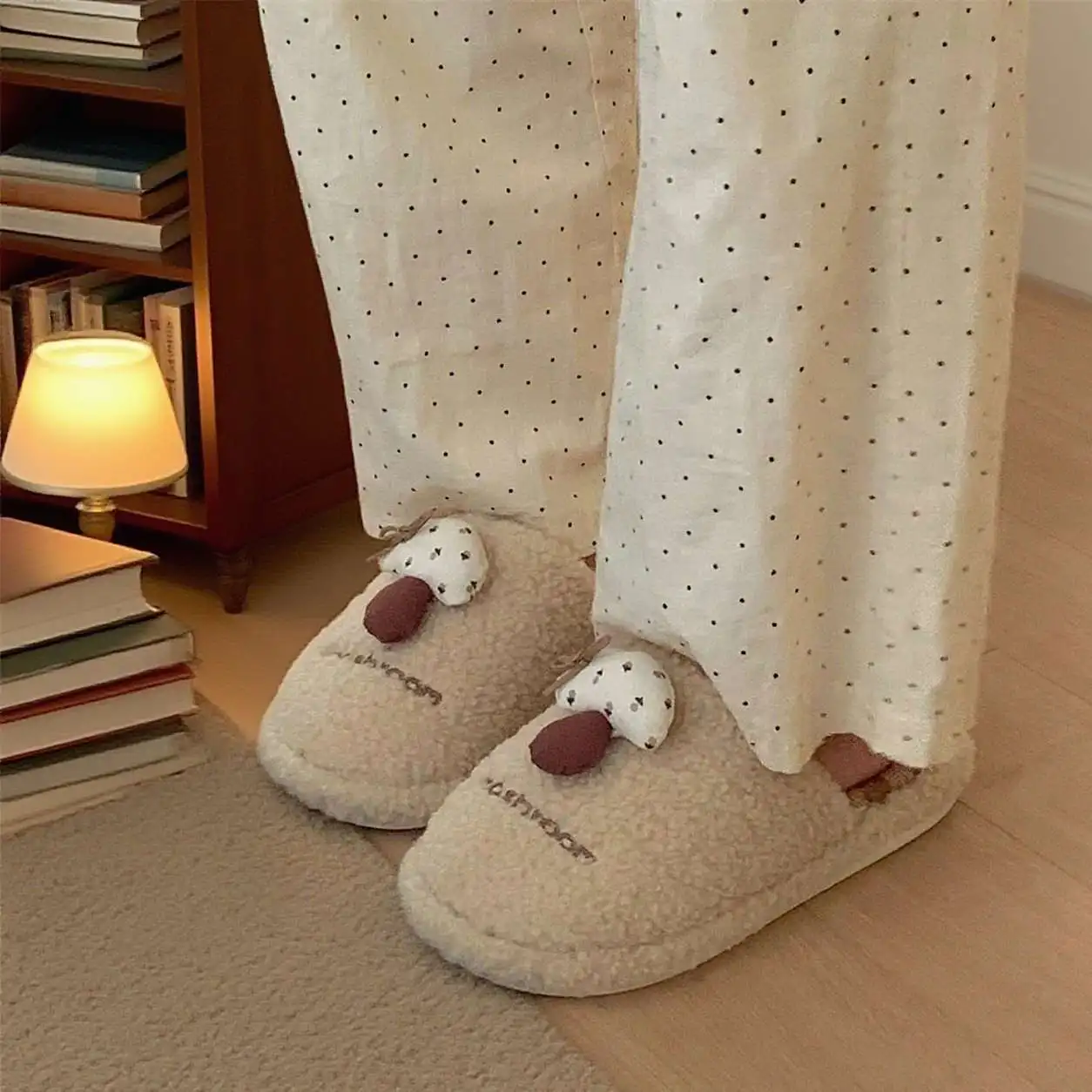 Women's Mushroom Slippers Women White Fluffy Platform Shoes Ladies Winter Warm Short Plush Slides Home Slippers