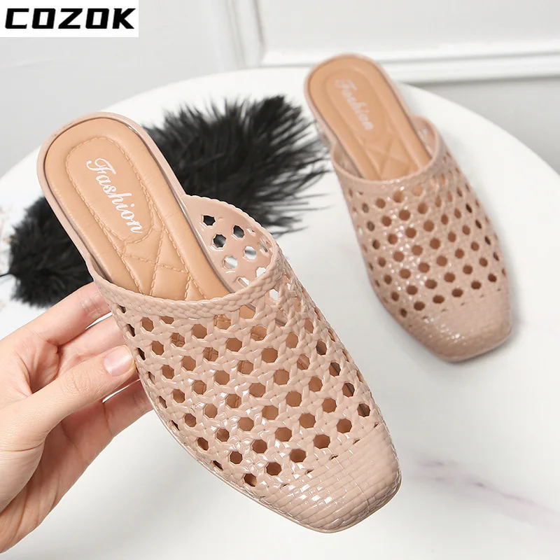 

Women's Sandals Summer Holow Hole Slippers Fashion Solid Color Heel Slides Casual Breathable Shoes Female Flat Slippers Women