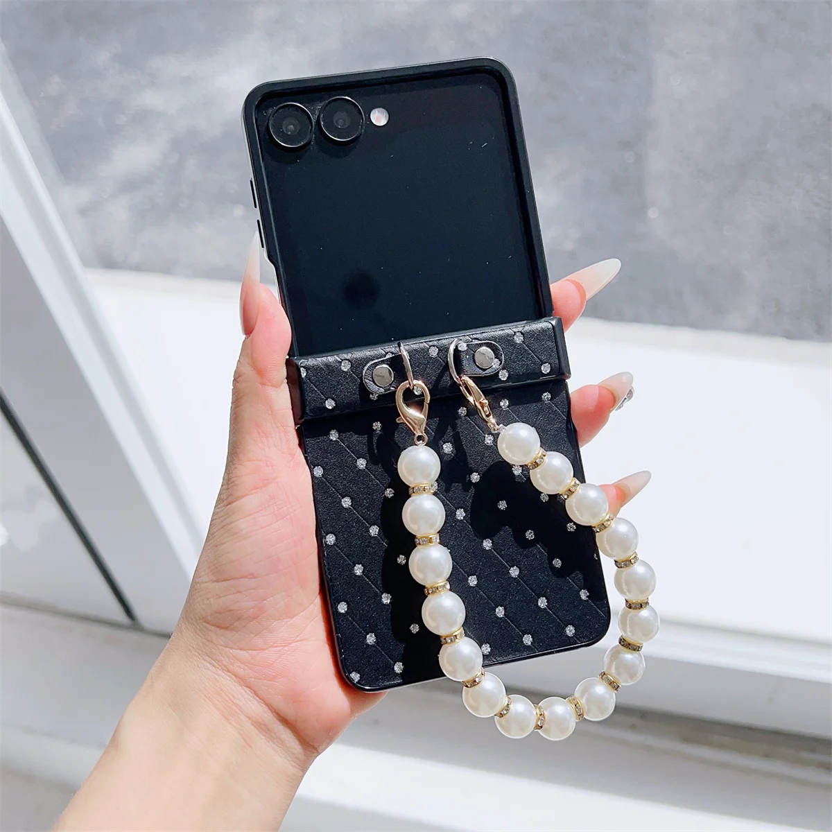 PU-Leder-Handyhülle mit Handschlaufe für Samsung Galaxy Flip 7 6 5 4 3 Flip5 Flip4 Flip6 Flip7 FE 5G, stoßfeste Schutzhülle