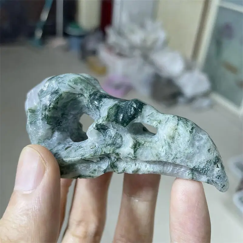 Natural Moss Agate Bird Skull Carved Healing Crystal Reiki Figurine Wicca Energy Gemstone Gift Home Decoration 1pcs