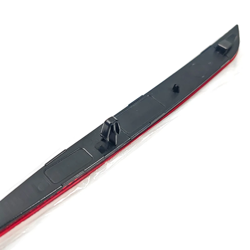 Applicable to Tesla 2021-2023 Model3 Rear Bumper Reflector Rear Bumper Light Reflector Decorative Reflective Light Strip