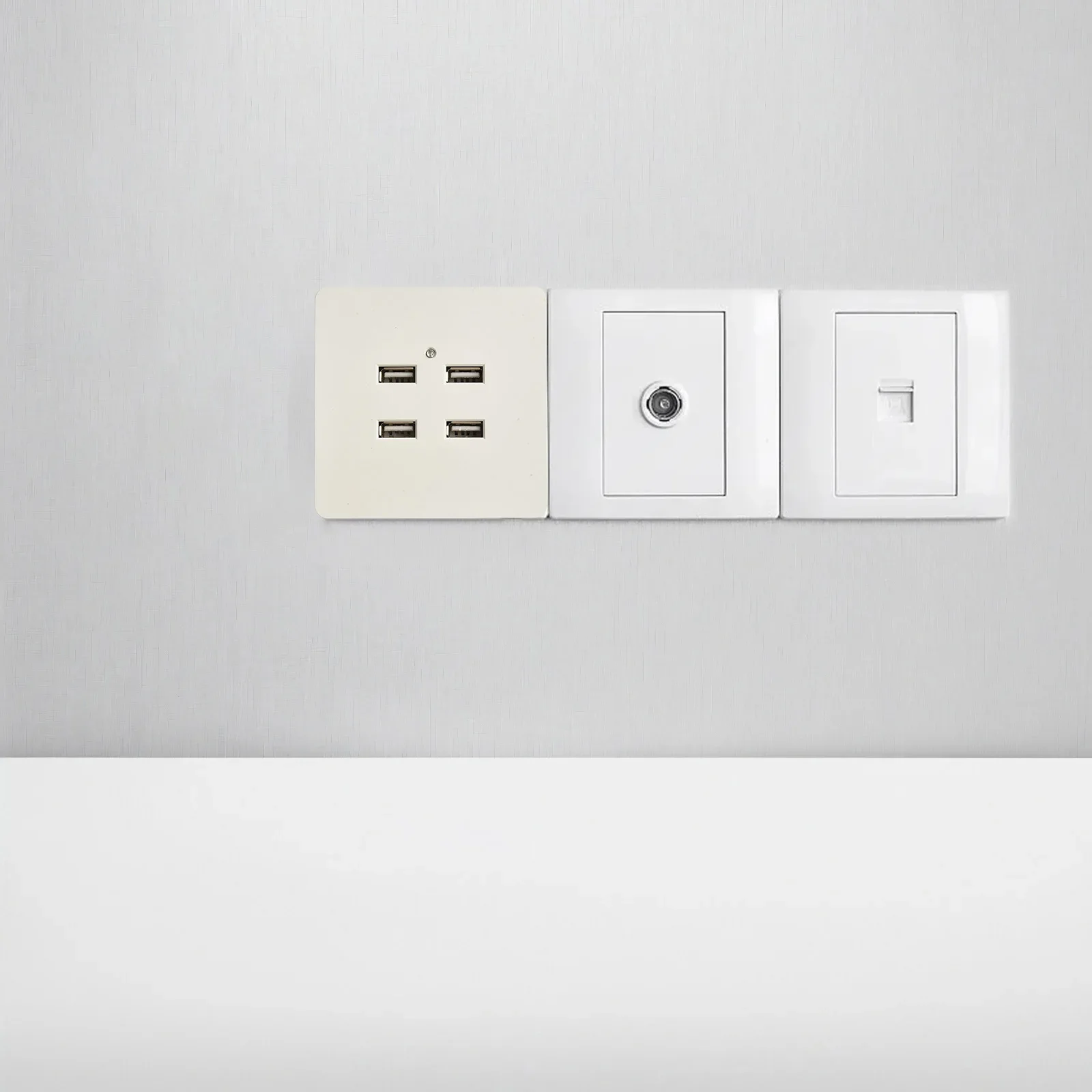 Outlet Socket Mobile Phone Charging Socket USB Socket Flame-retardant Over-charge Protection For Home Office Hotel