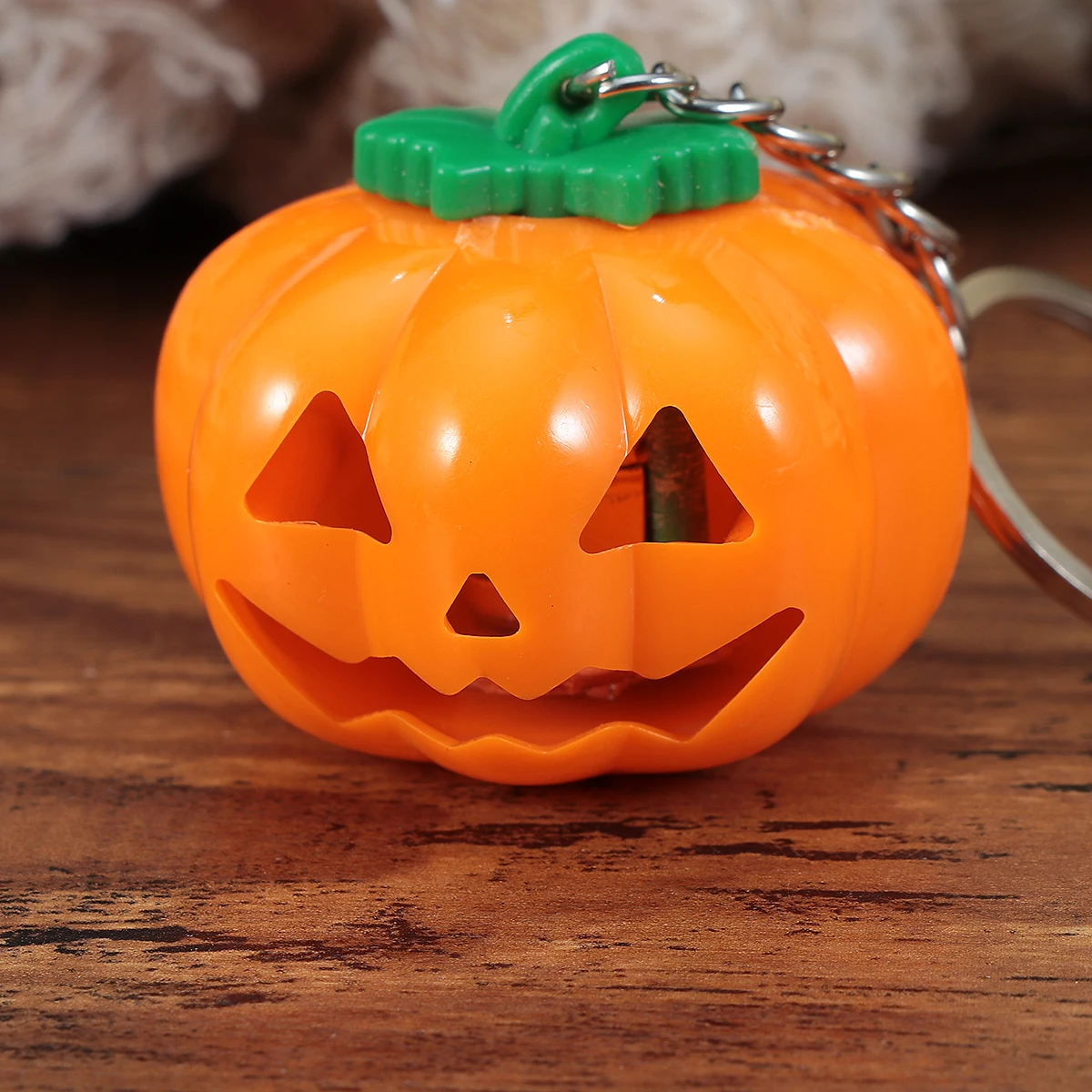 

3 Pcs Portable Keychain Halloween Pumpkin Glowing LED Keychain Hanging Decoration Plastic Keyring with Button for Keys B