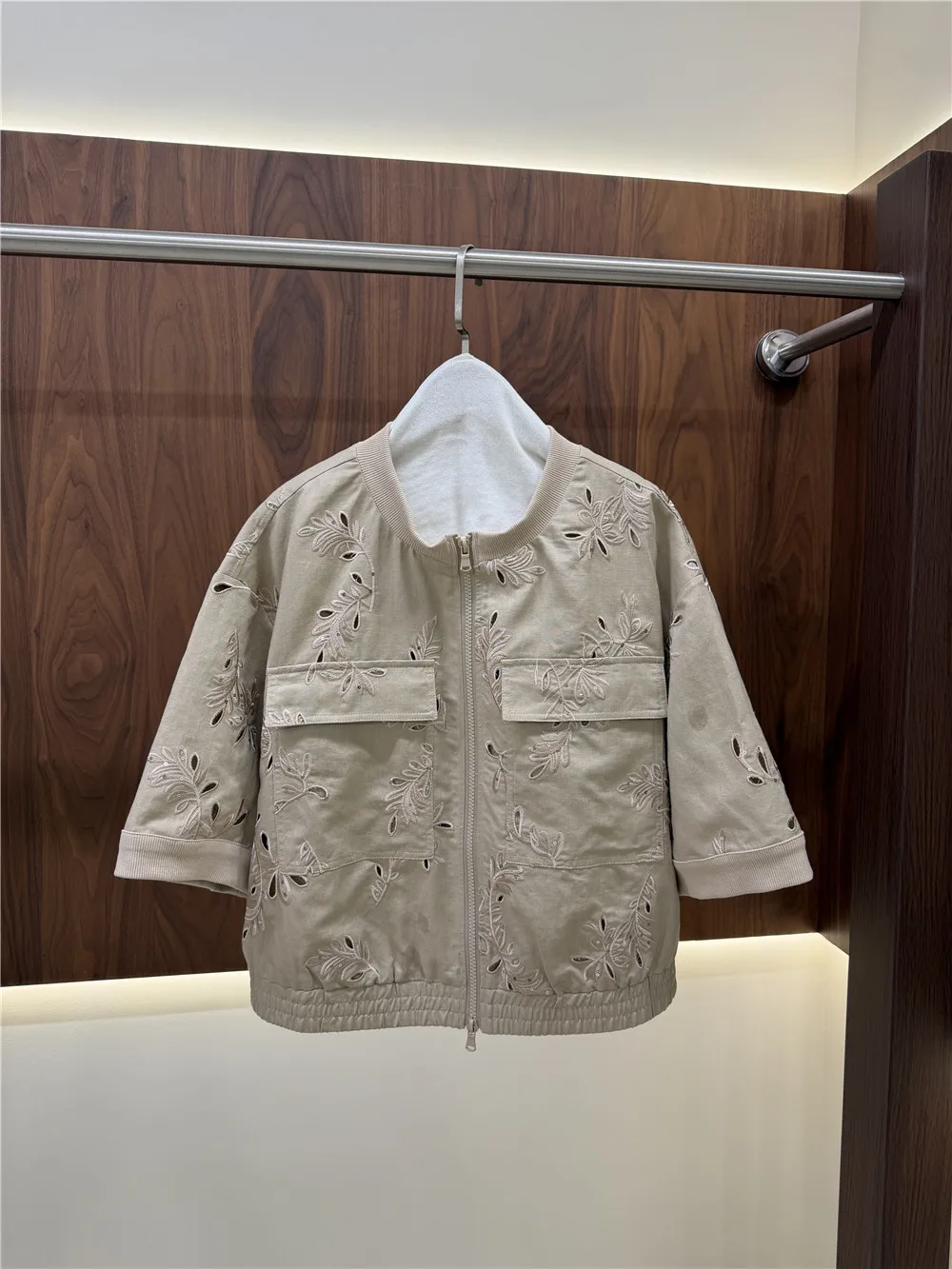 Women's Loose Casual Set: Cotton-Linen Embroidery Cut-Out Collared Jacket Top With  Elastic-Waist Shorts