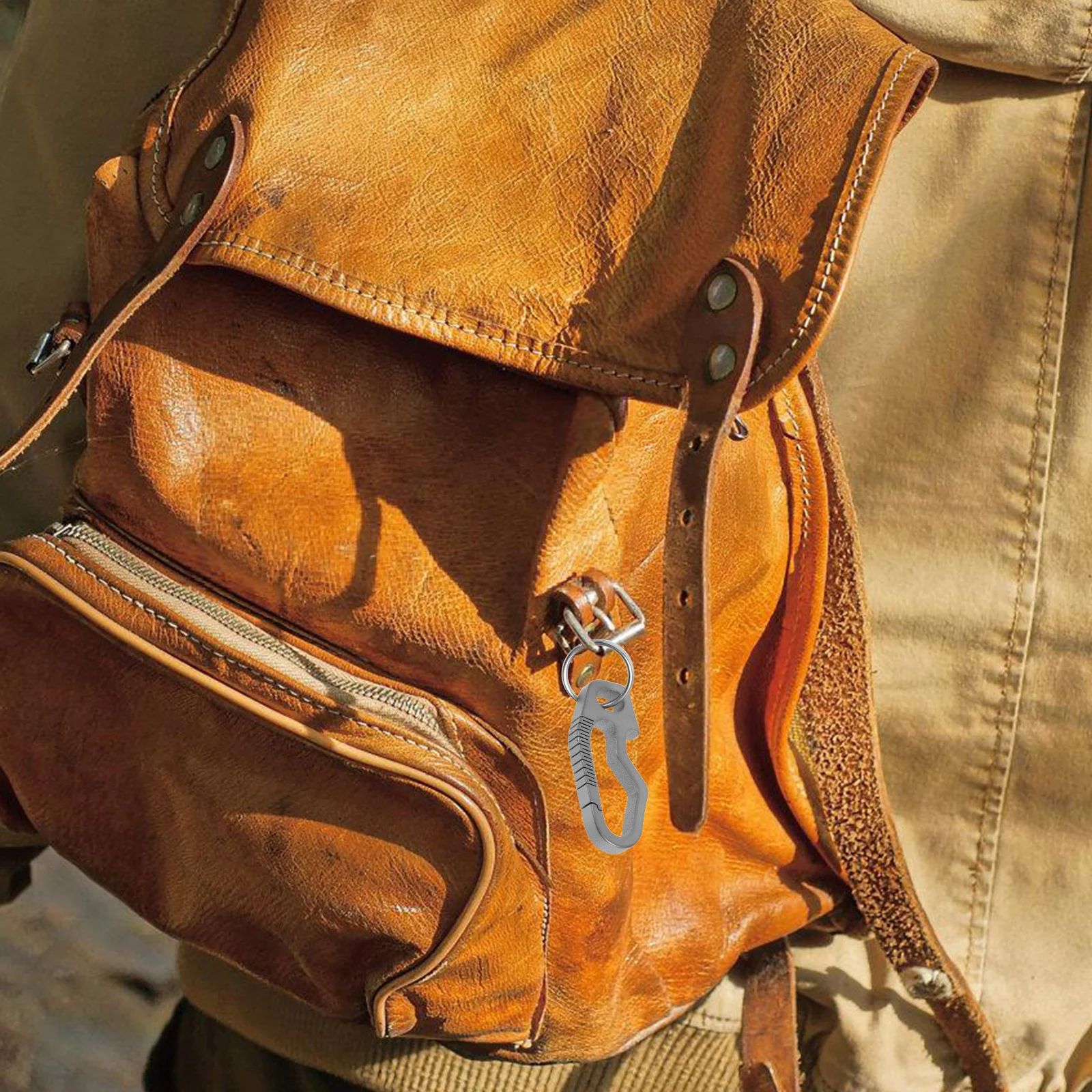 

Sturdy Titanium Mini Keychain Clip Anti Lost Lanyard for Camping Hiking Outdoor Activities Key Carabiner Keychain Clips