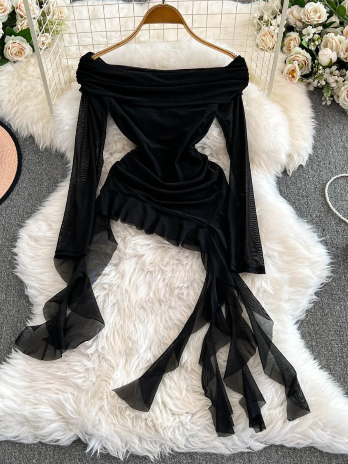 アメリカンスタイル長袖ワンショルダー Tシャツ女性夏非対称ルーズウエスト痩身裾 INS 純粋な欲望トップ