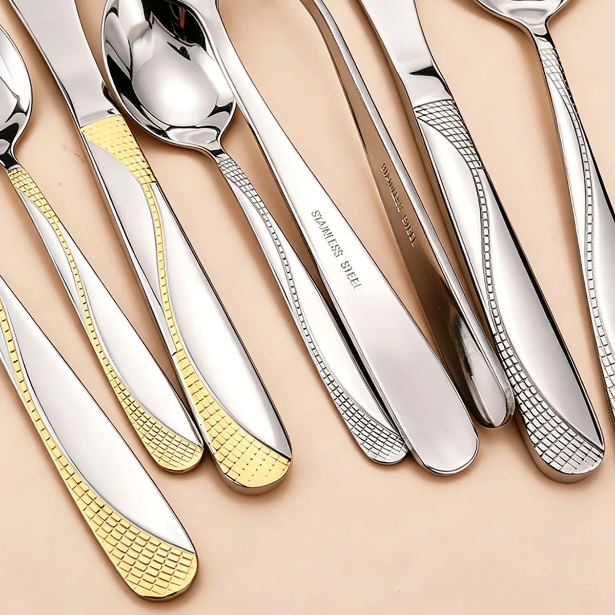 New 4pcs Western Knife Fork Coffee Spoon Cutlery Set High-quality Mirror Dinnerware Set Stainless Steel Kitchen Dining Flatware