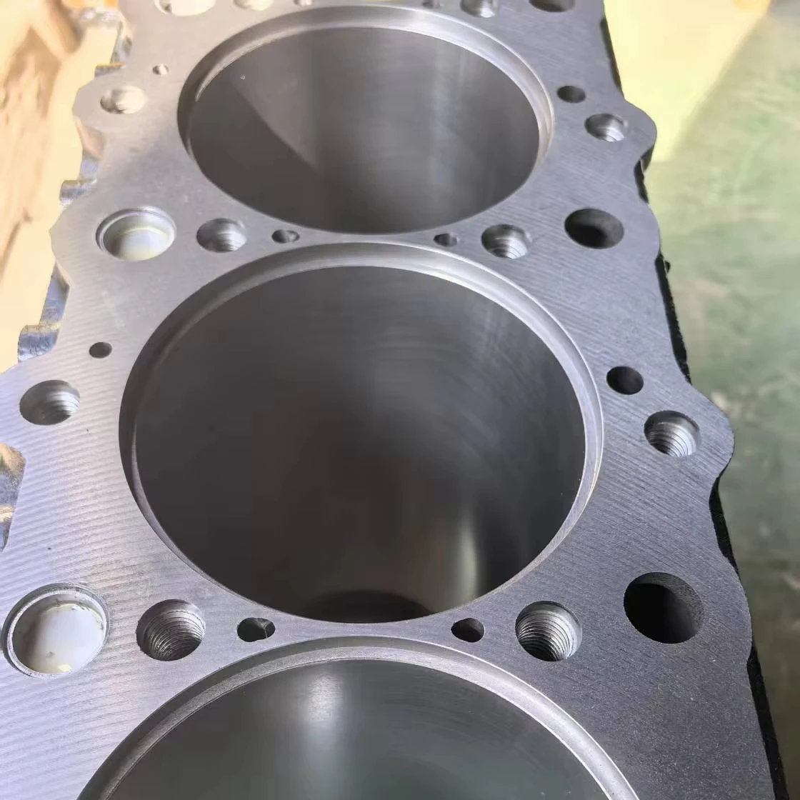 Isuzu Engine 4HK1 Block Heavy-Duty Cylinder Block Replacement New Repair Metal Parts & Accessories Engine Parts Engine Assembly