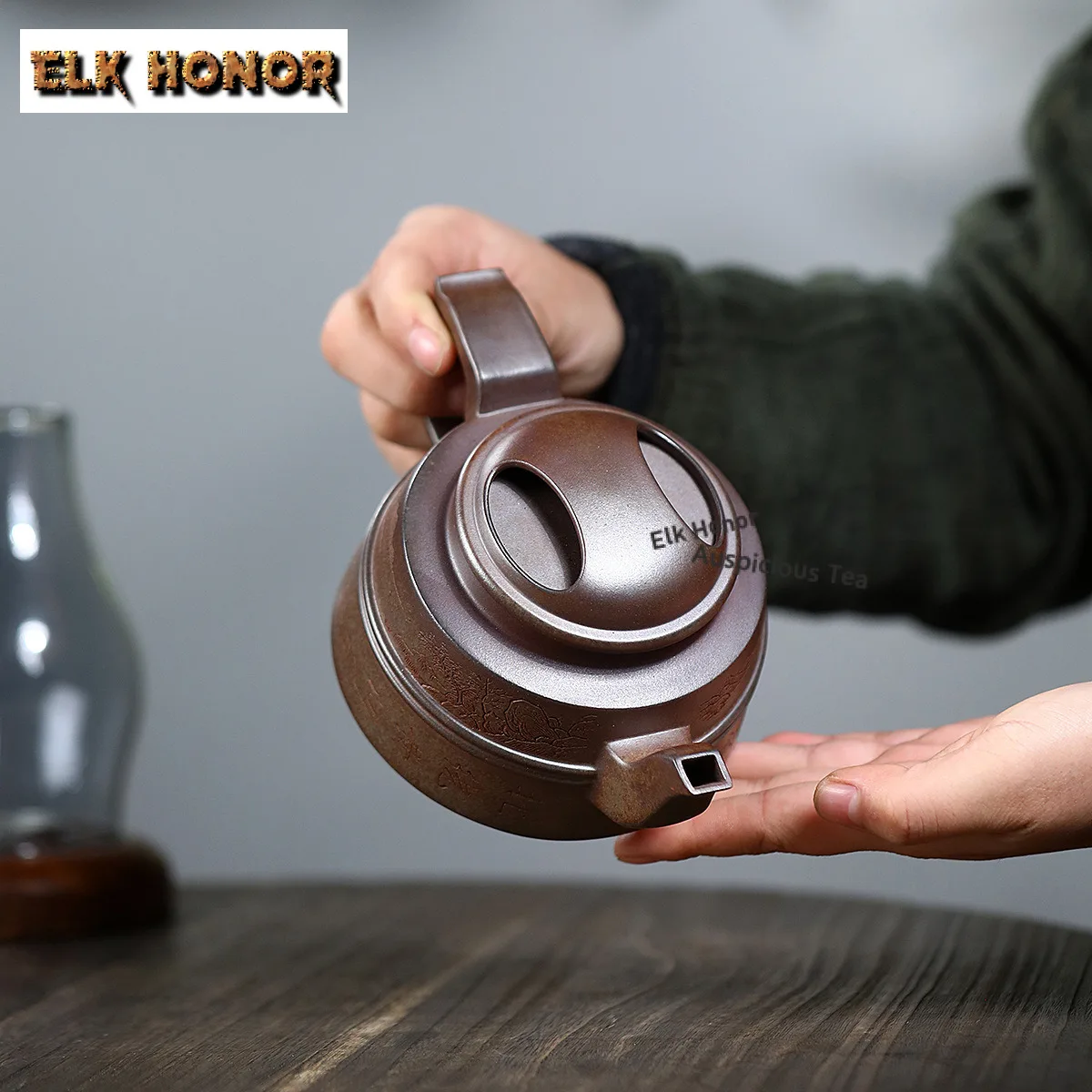 340ml Luxury Yixing Purple Clay Teapots Famous Master Handmade Cow Lid Pot Raw Ore Firewood Section Mud Kettle Zisha Tea Set