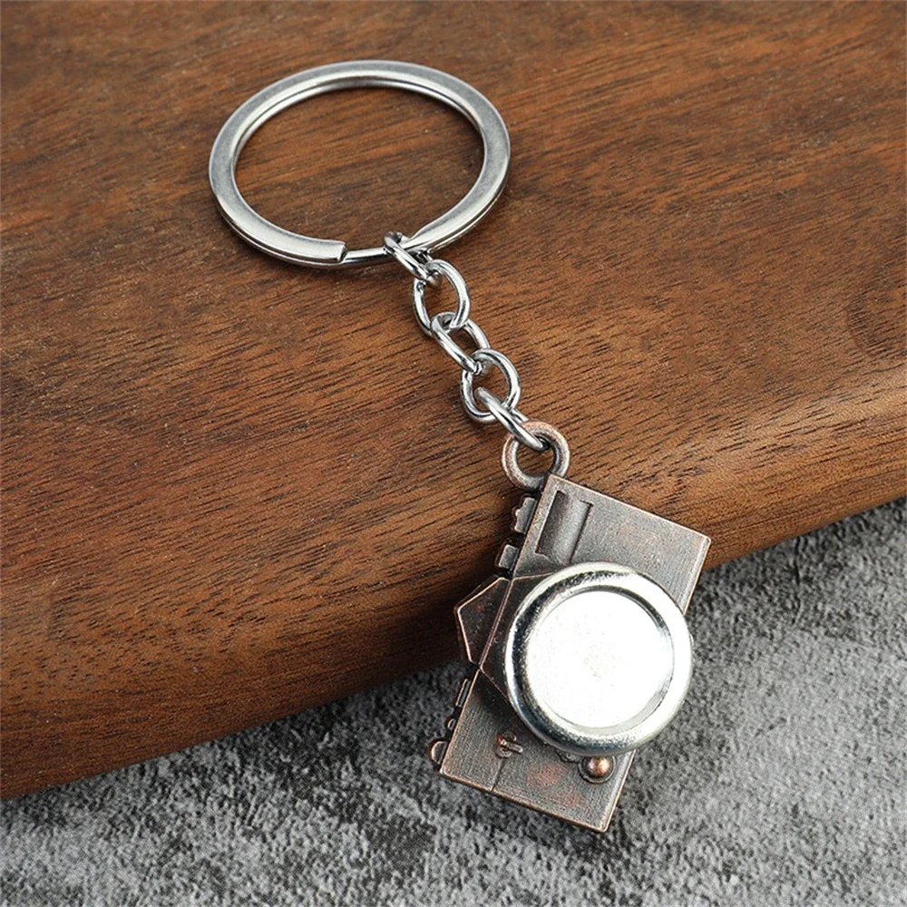 Vintage Metel Camera Pendant Keychain Fashion Creative 3D Camera Car Motorcycle Trinket Keyring Bag Charm Women Men Key Holder