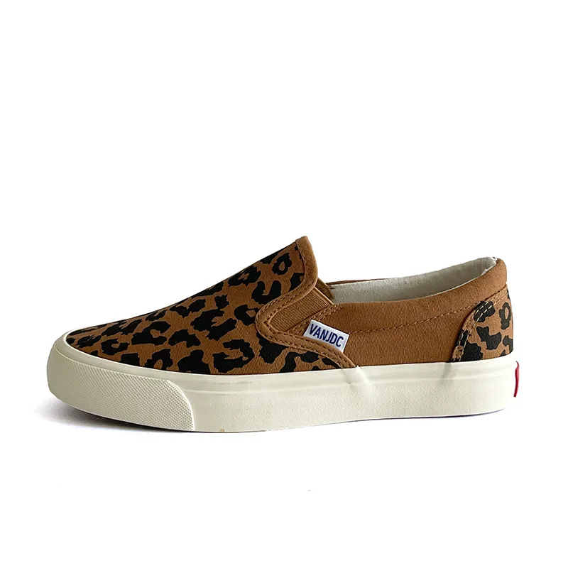 Leopard Canvas Shoes Men's and Women's Models Summer New Korean Students Board Shoes Street Shooting Running Casual Shoes Tide - Image 5
