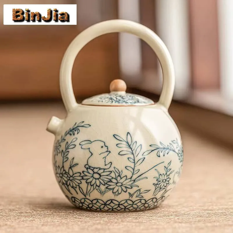 

225Ml Cute Rabbit Ru Kiln Ceramic Teapot Elegant Suower Flower Lifting Beam Pot Household Tea Maker Kettle Services Craft
