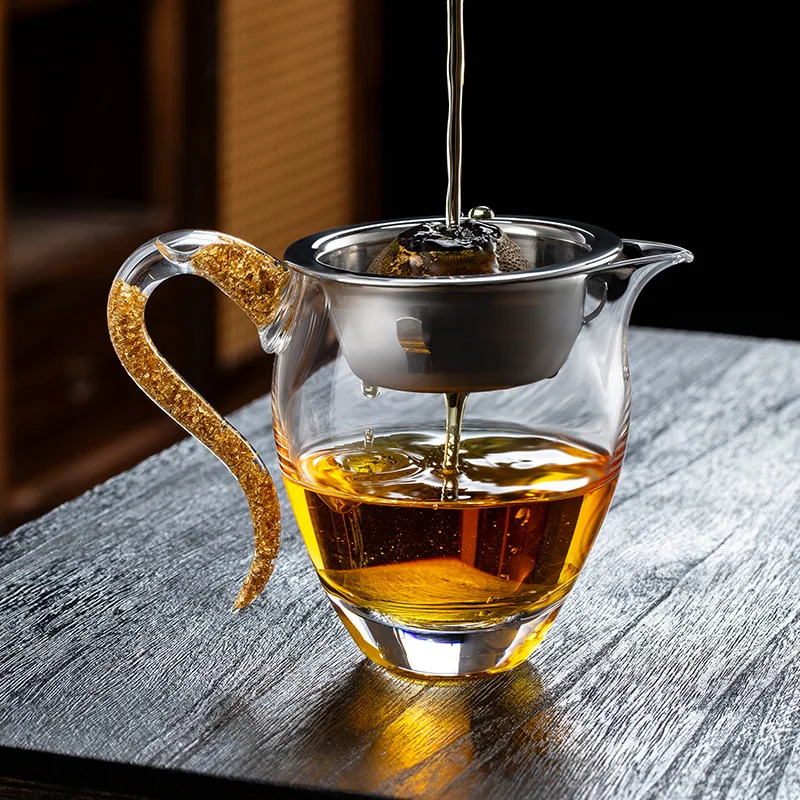 

Premium Crystal Fair Cup Glass Transparent Heat Resistant een Turquoise Gold Foil Inlaid Public Tea Bowl High End Gongfu Set