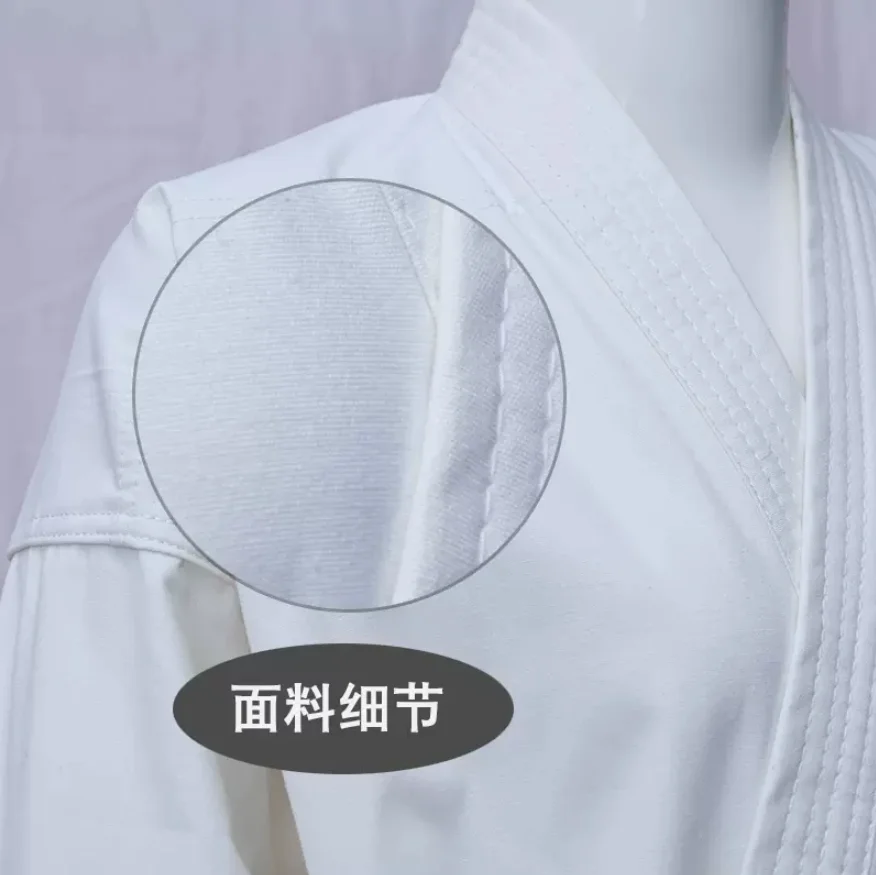 يمكن لزي الكاراتيه القياسي المصنوع من القماش القطني بوزن 10 أونصة المشاركة في الحزام الأبيض للمنافسة