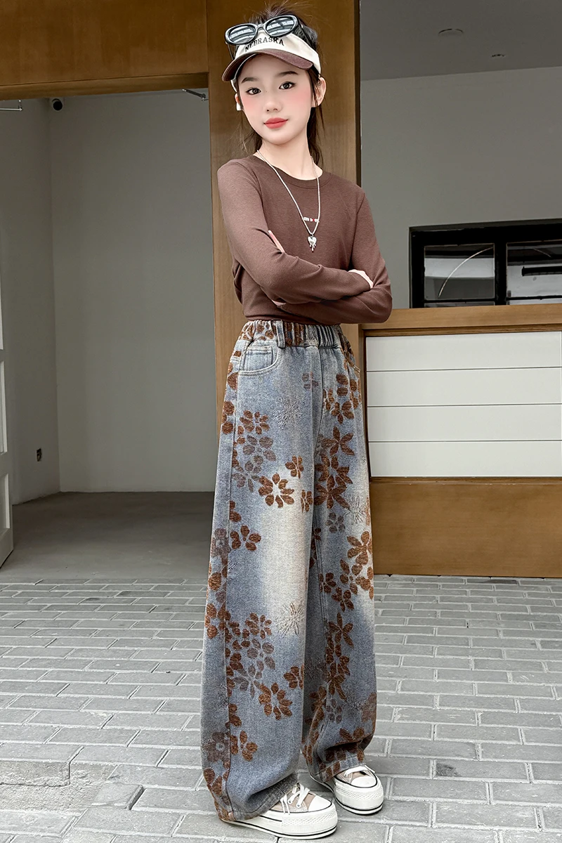 Mädchen-Jeans Frühling Herbst 2026 Braune Jacquard-Jeans mit weitem Bein, hoher Taille und elastischem Bund, lässige, bequeme Kinderhose – Detail 6