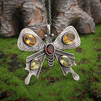 Retro Fashion Gemstone Butterfly Pendant Necklace Men Women Party Banquet Elegant Accessory Jewelry Gift