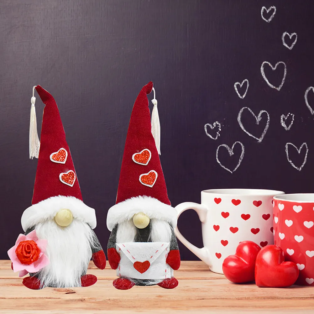

Набор из 2 гномов-украшений ко Дню святого Валентина, декор для дома и рабочего стола, компактное праздничное украшение, декоративный реквизит в форме сердца