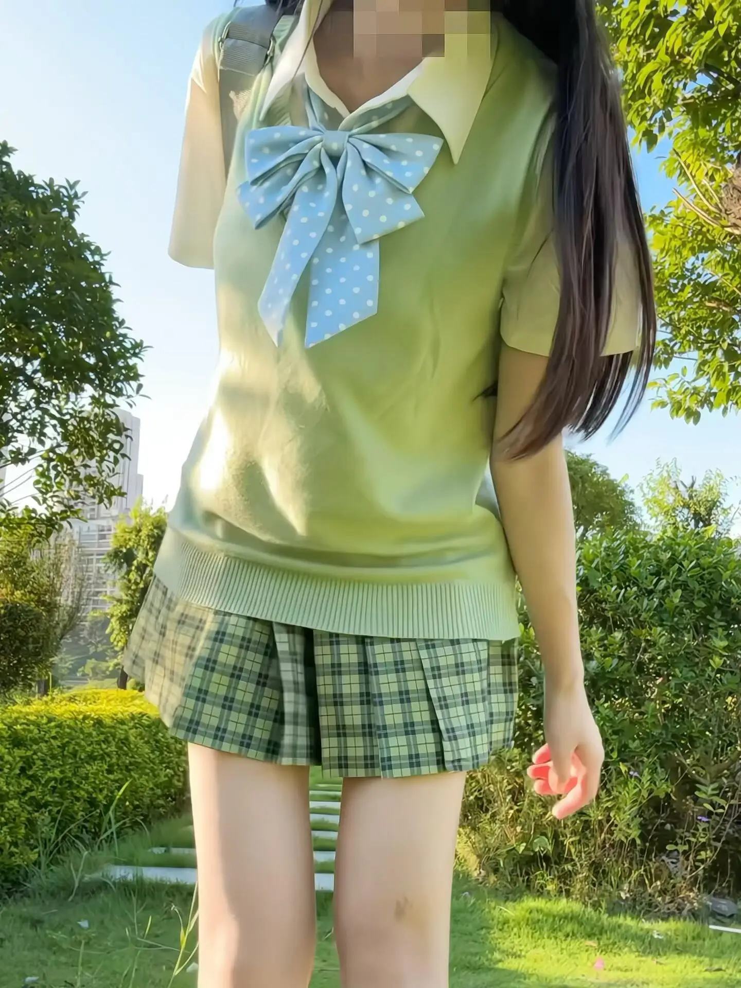 

Женский осенний новый комплект Jk: многослойная одежда, юбка в цветочек, вязаный жилет, школьные принадлежности