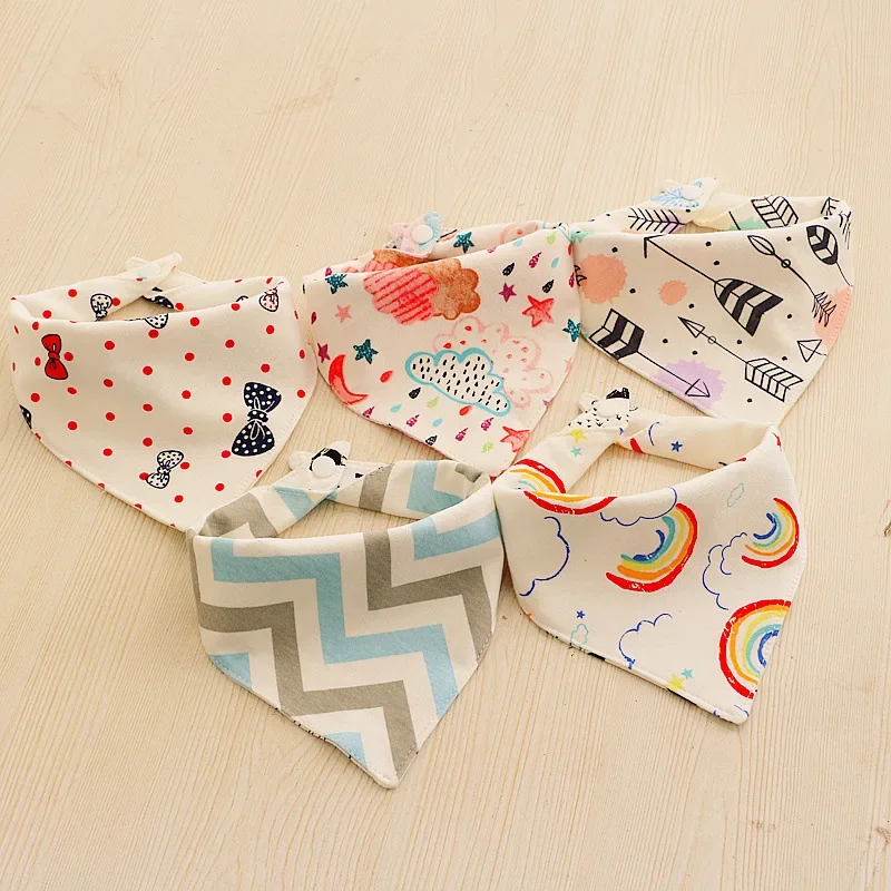 1pcs 100% Organic Cotton Baby Bibs Triangle Burp Cloths Cartoon Saliva Towel Baby Feeding Bibs Soft Absorbent Boys Girl Bandana