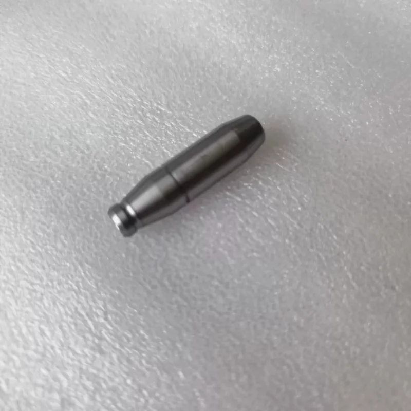 Motorcycle Valve Guide Is Suitable for CF400NK/GT 650NK/GT 450SR Guobin650 700 800MT